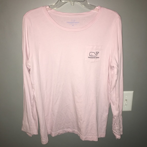 EUC Women's LS Vineyard Vines Shirt size: Medium - Picture 2 of 3